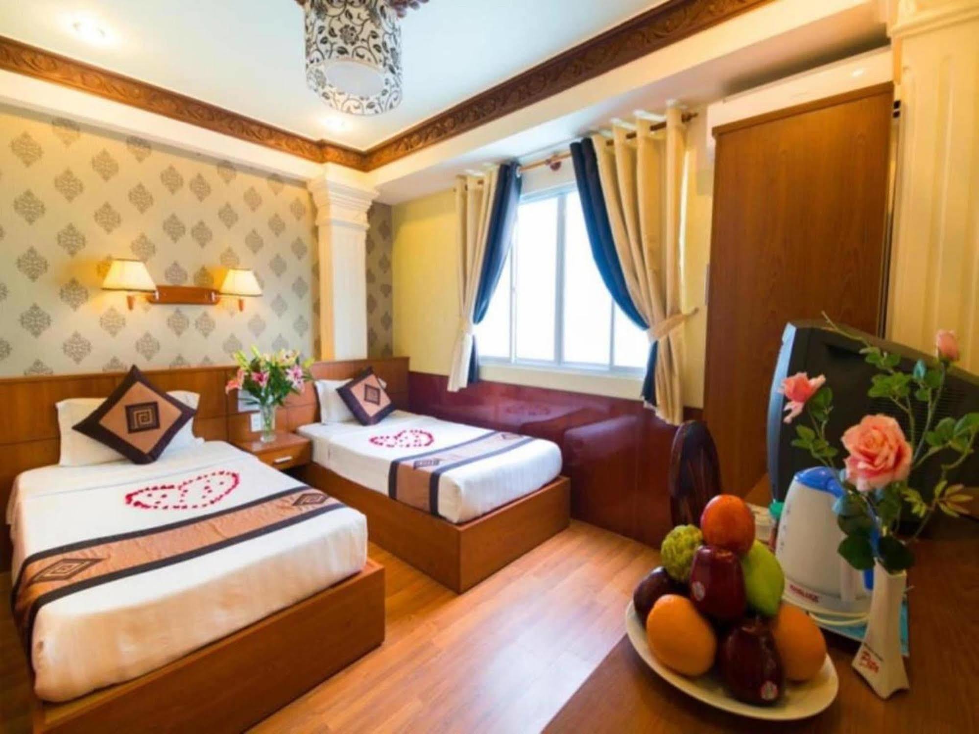 Cosmo Square Hotel Ciudad Ho Chi Minh  Exterior foto